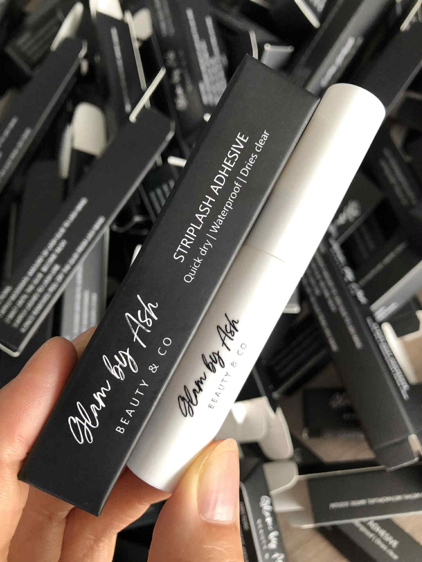 Lash Glue